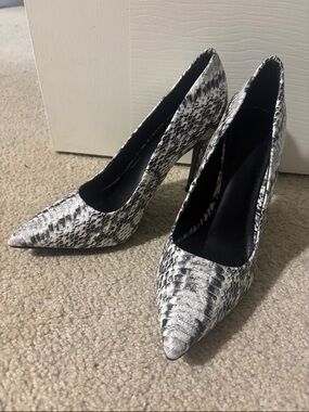 JustFab Snake-Print Pointed Pumps in Black and White